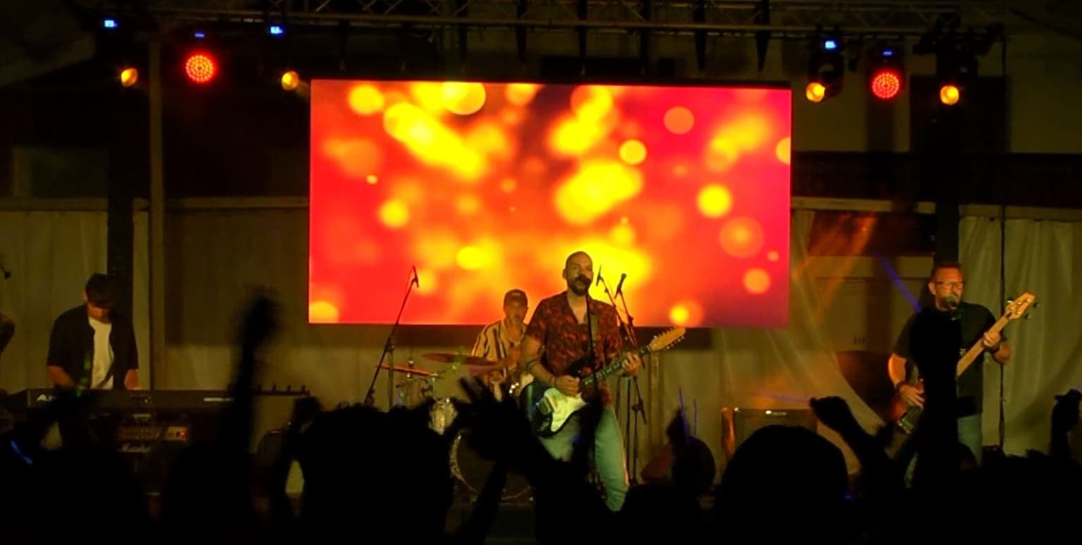 Carmen Supermarket en directo